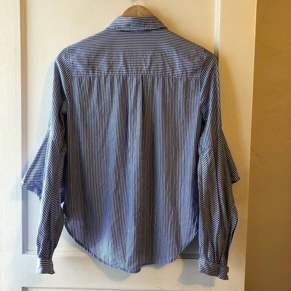 𝅺3/$30 BCBGMAXAZRIA Striped Button Down - Picture 2 of 4